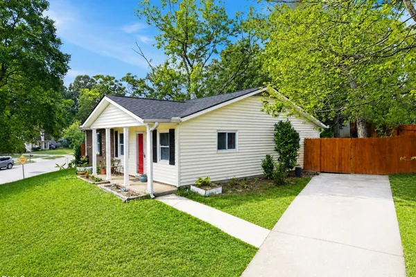 7401 LONGSTREET DR