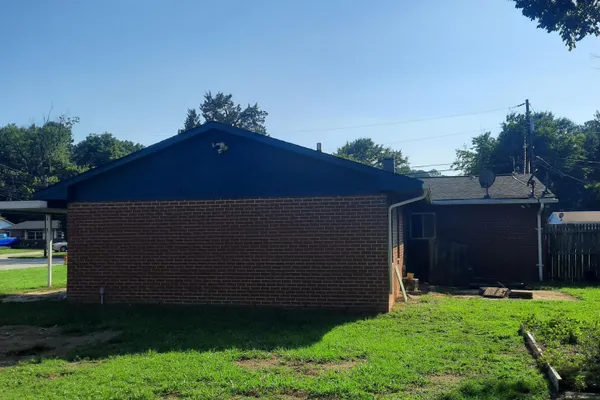 1809 HADLEY RD