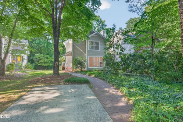 114 CHANNING LN