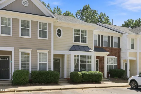 8306 CITY LOFT CT