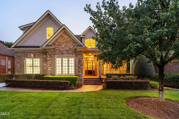 702 CAMBRIDGE HALL LOOP