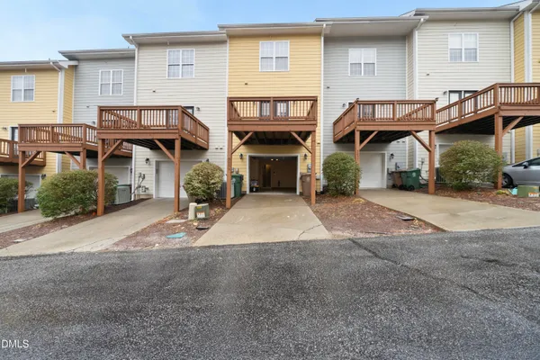 3839 CARY GLEN BLVD