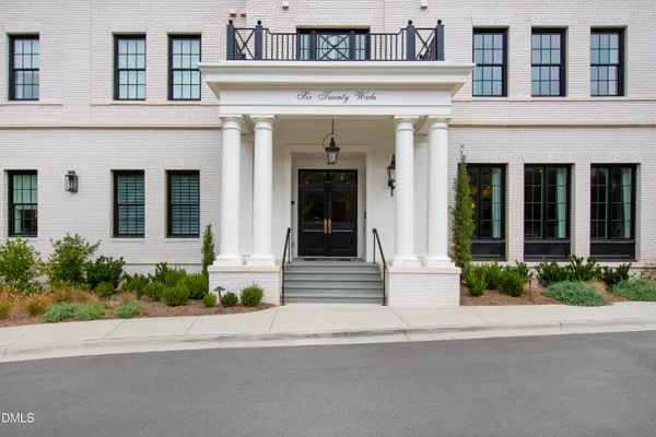 620 WADE AVE 406