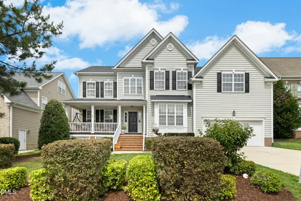 205 BLUFFTON DR