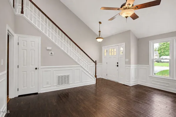 1001 LANTERN LIGHT CT