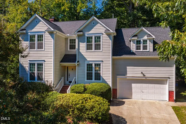 202 COBBLE RIDGE DR