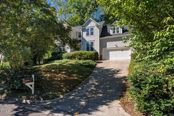 202 COBBLE RIDGE DR