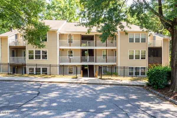 1309 HILLBROW LN 101