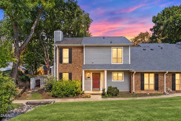 118 CLANCY CIR