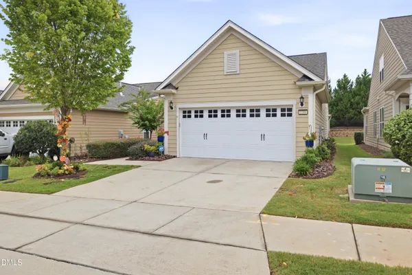 1140 E ROSEDALE CREEK DR