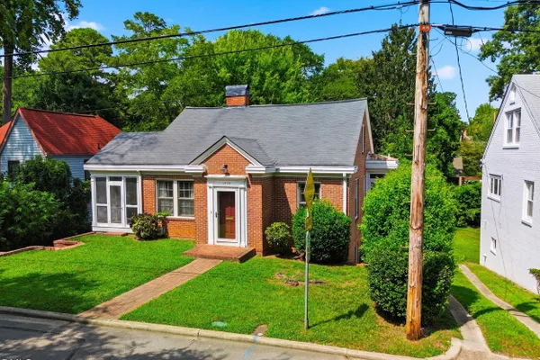 1420 PARK DR