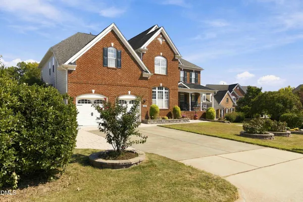 1912 JADEWOOD DR