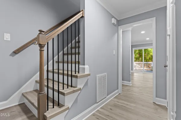 105 TRAILWOOD CT