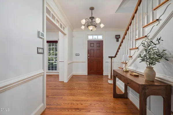 1117 BENTHAM DR