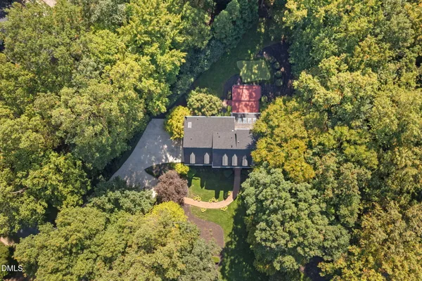 1117 BENTHAM DR