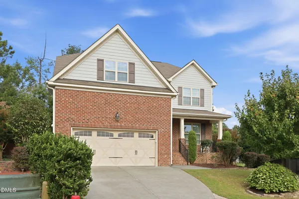 2724 BUSHY LAKE CV