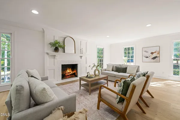 2404 BEECHVIEW CT