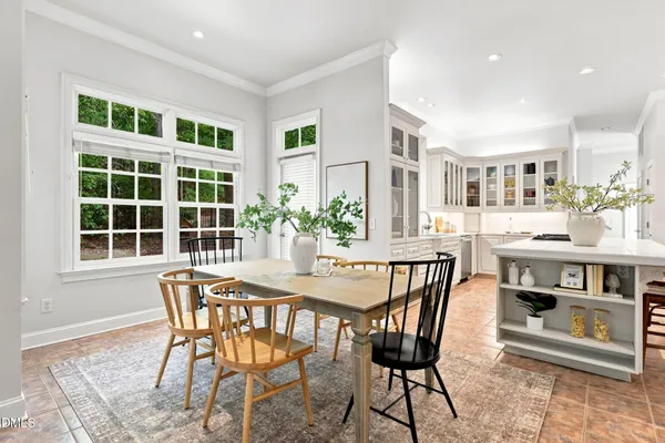 100 SUNDANCE PL