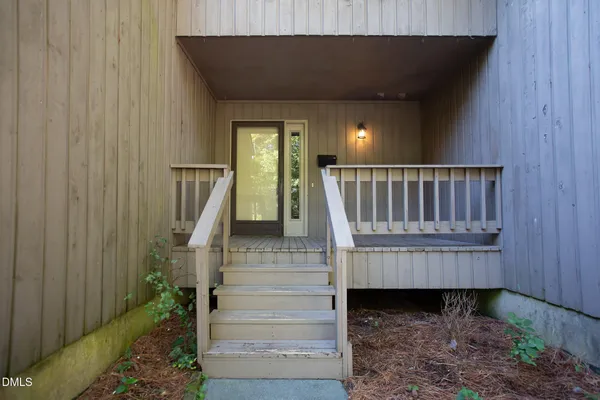 69 FERNWOOD LN