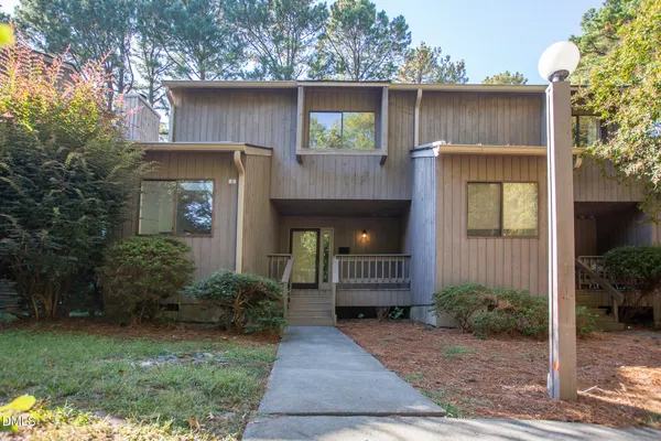 69 FERNWOOD LN