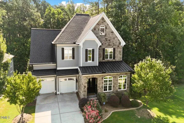 8029 ROSEMONT PKWY
