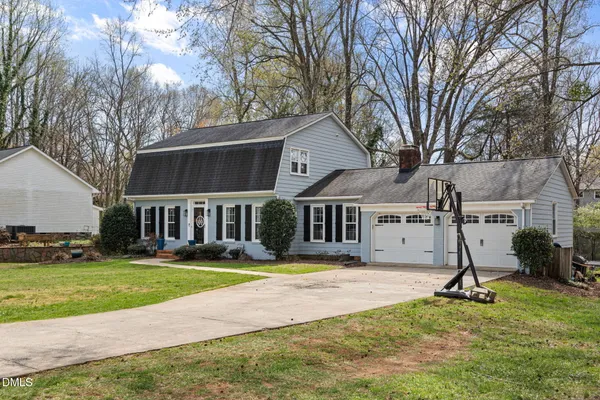 413 COURTLAND DR