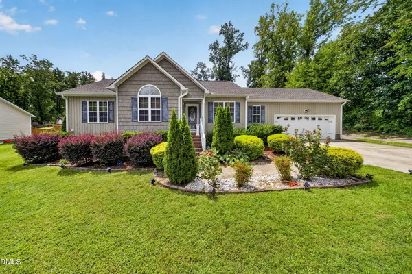 280 KINSMAN CT