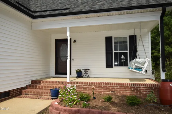 165 TORRINGTON AVE