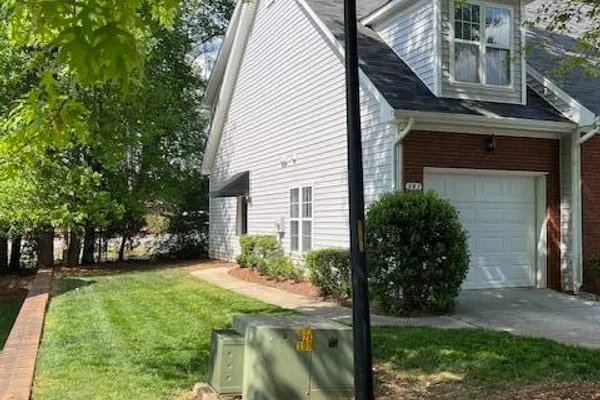 141 BAYLEIGH CT