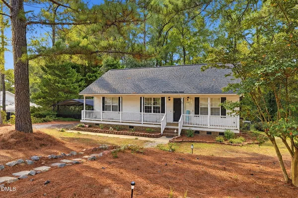 132 HILLTOP DR