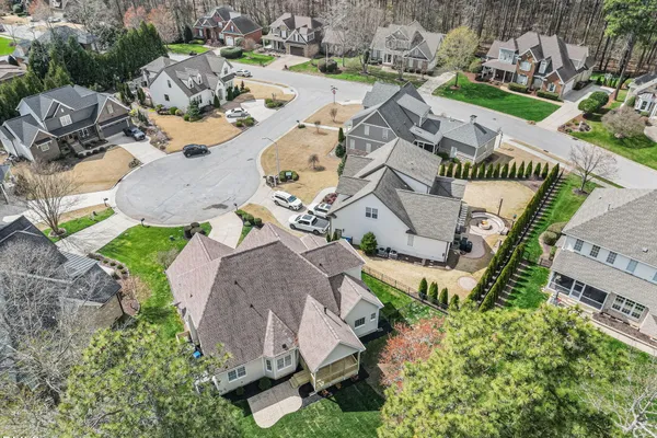 1819 GLACIER CT