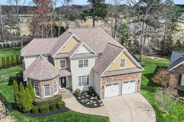 1819 GLACIER CT