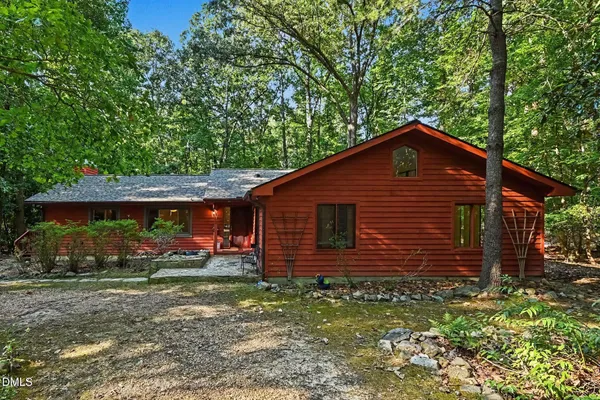 102 WEBB DR