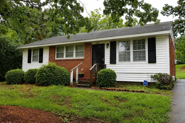 1008 HADLEY RD