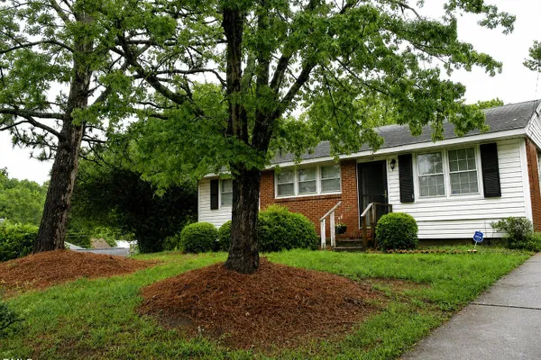 1008 HADLEY RD