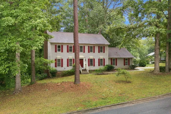 100 ESCHER LN