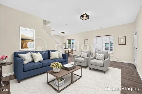 3111 MANHASSET LN