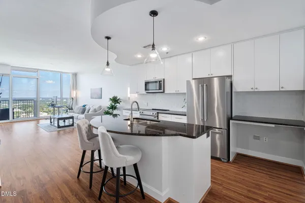 301 FAYETTEVILLE ST 2704