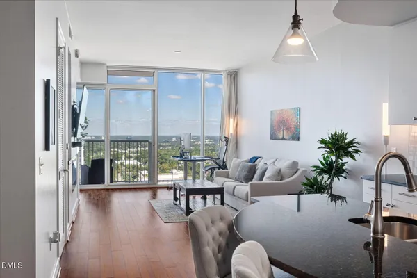 301 FAYETTEVILLE ST 2704