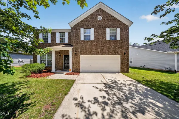 4 ALEXIS CT