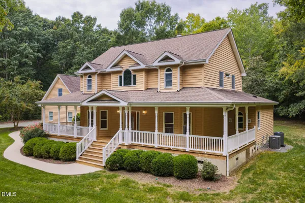 3915 REMINGTON RUN