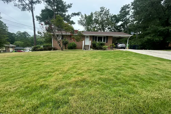 3401 VICTOR PL