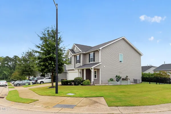 206 YADKIN ST