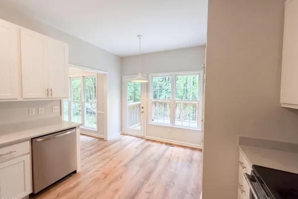 614 LAFAYETTE DR