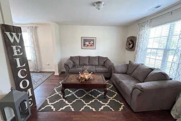 460 BOTANICAL CT