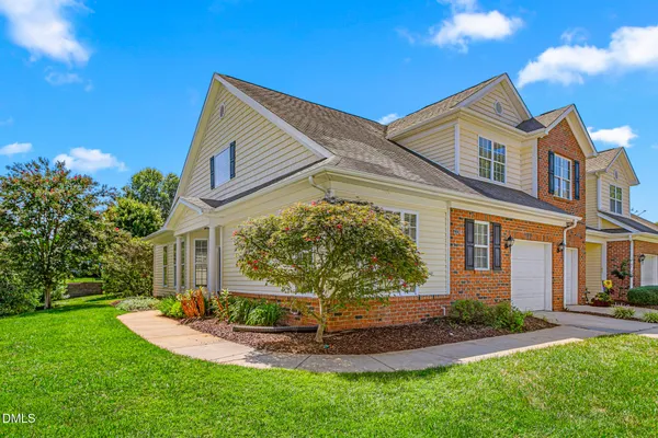 704 VILLAGE LAKE DR
