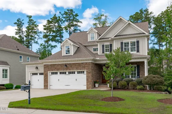 2512 MARONI DR