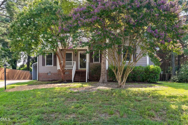 828 ALDERLEAF DR