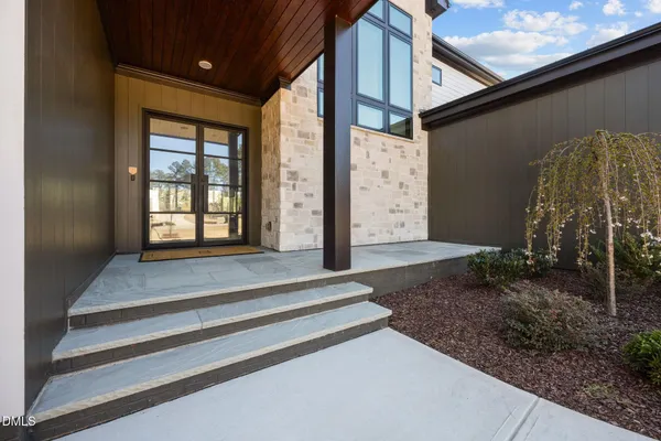 2109 CAMBER DR