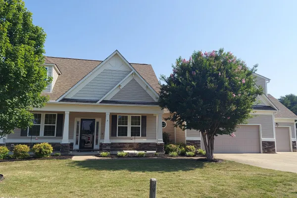 5 SEAHORSE CT